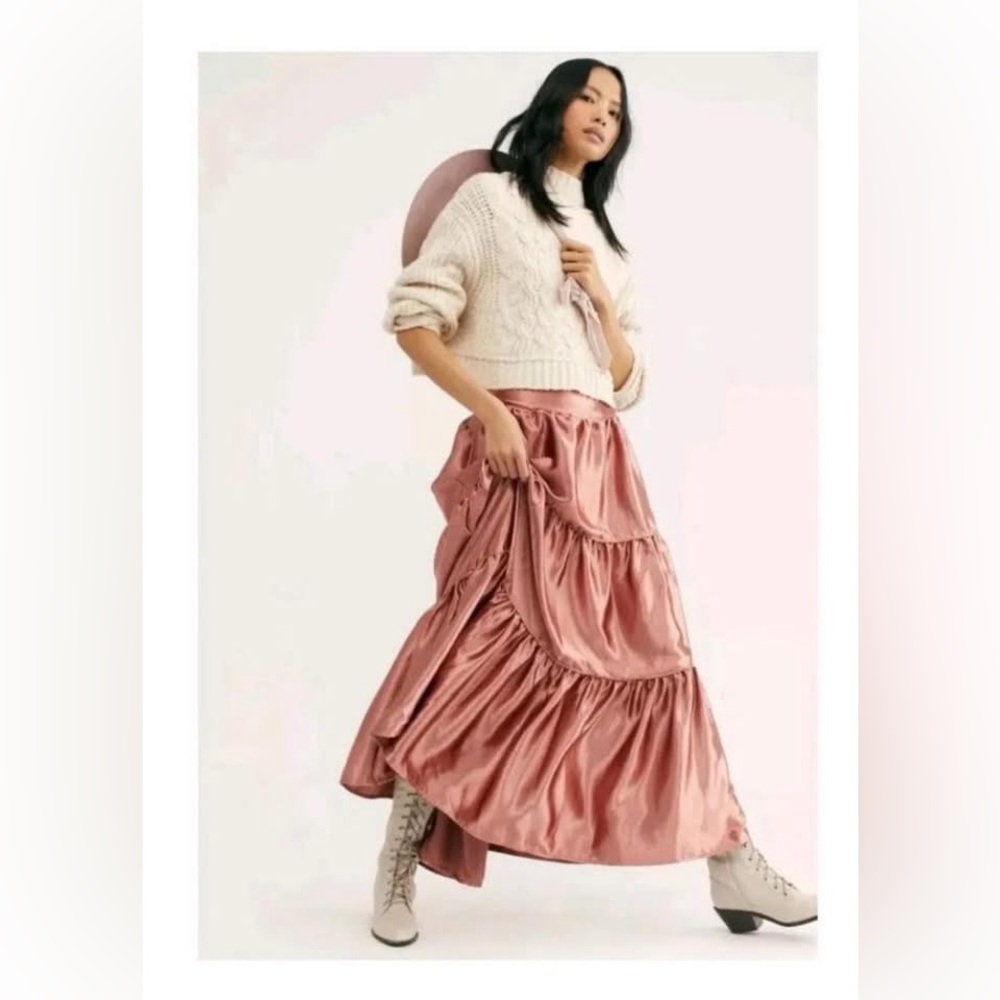 Free People Moonbeam Metallic Tiered Satin Ruffle Maxi Skirt!! Size Large!
